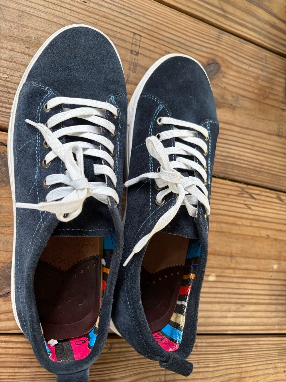 Robert Graham Men’s 8.5 Navy Blue Suede Leather Low Top Sneakers RGL5021